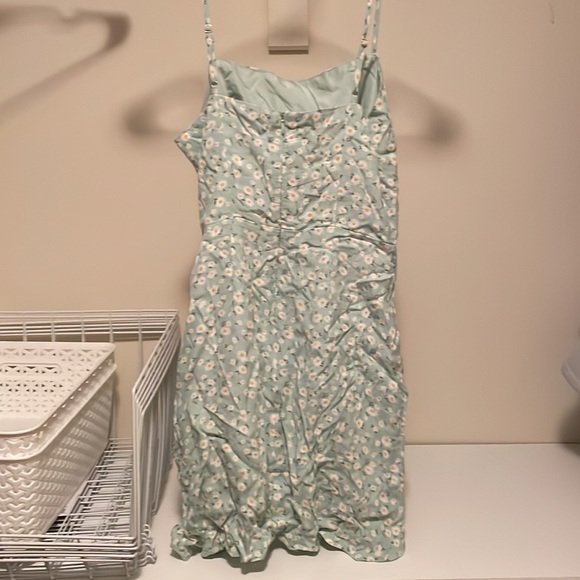 Forever 21 green daisy zip up dress - Picture 2 of 2